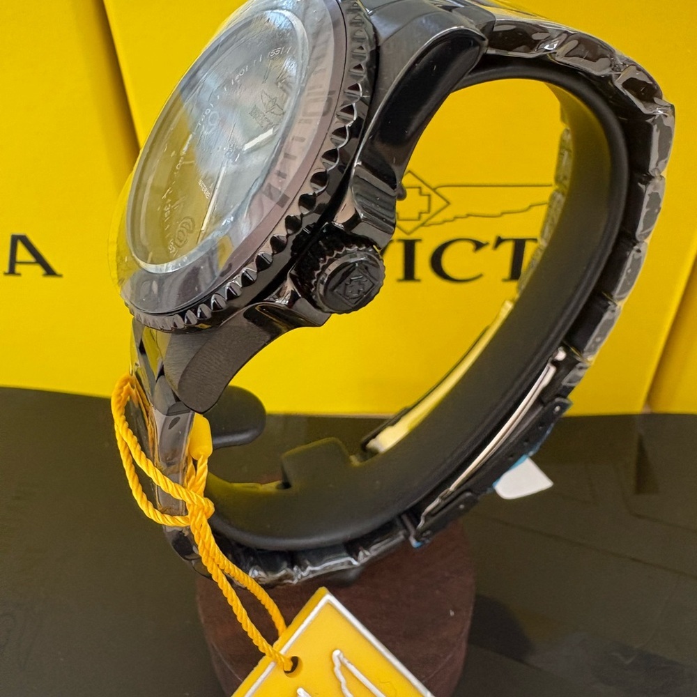 Invicta Specialty Men's Watch - 41mm, Black (69727) - Picture 4 of 4